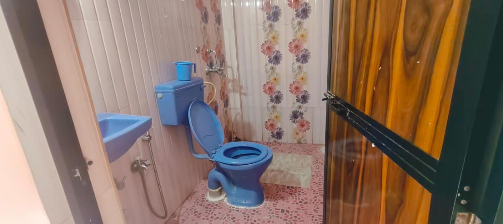 קלנגוטה Esther Guest House חדר תמונה
