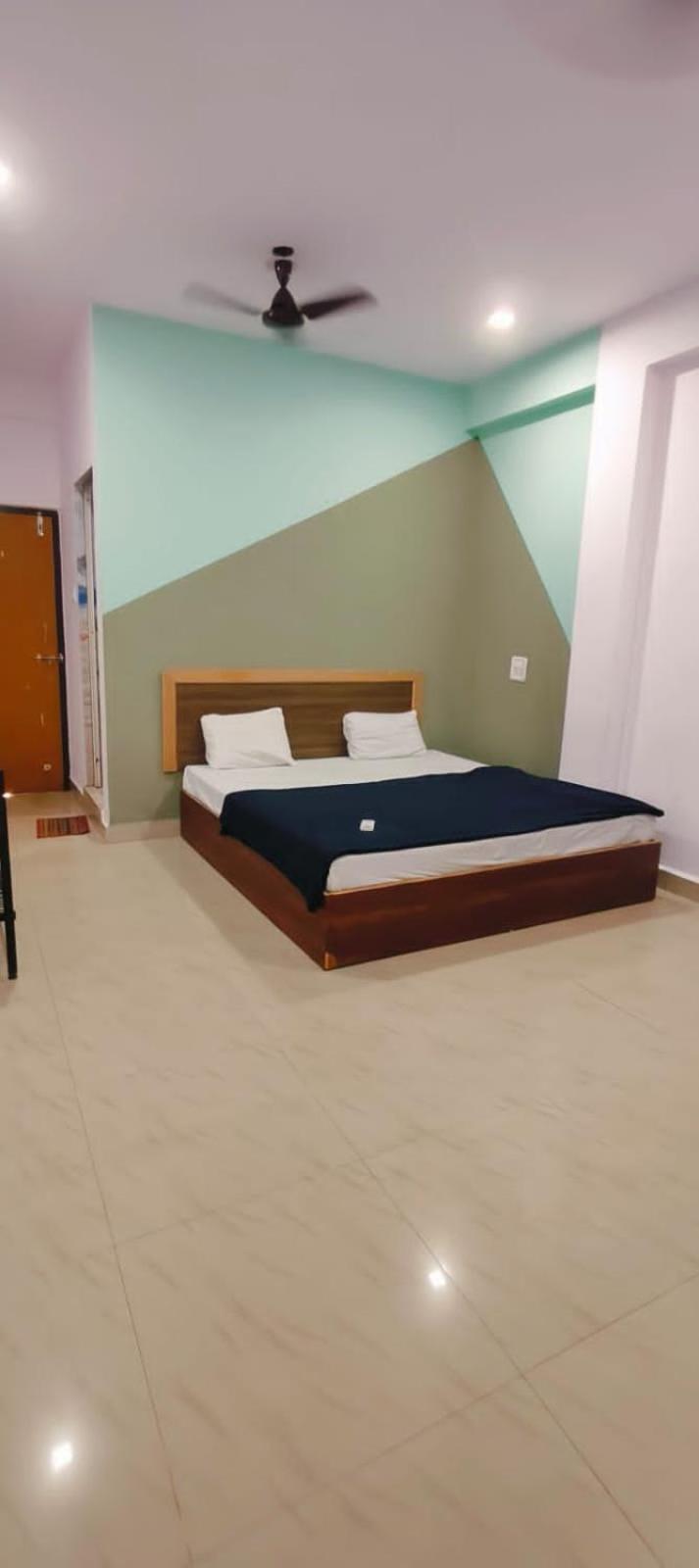 קלנגוטה Esther Guest House חדר תמונה