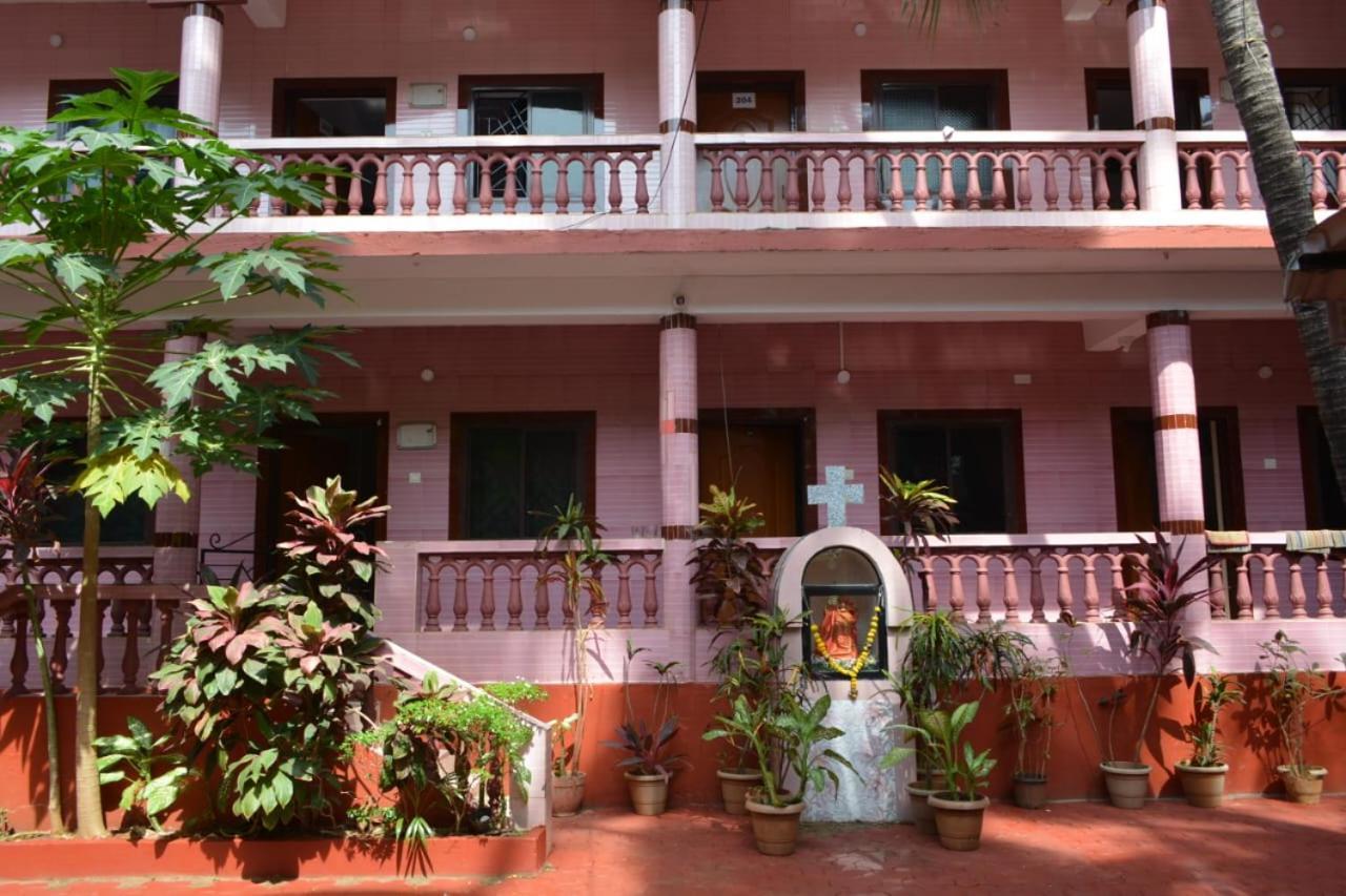 קלנגוטה Esther Guest House מראה חיצוני תמונה